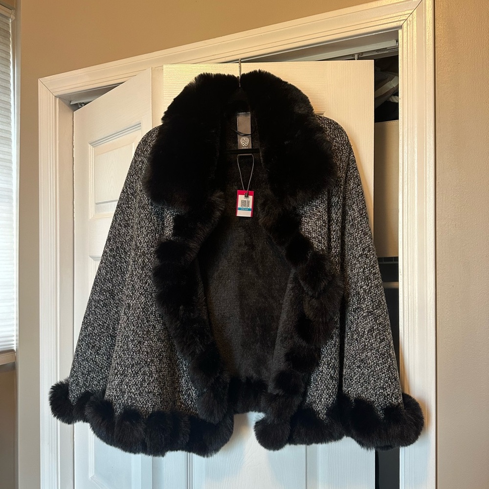 Vince Camuto Black and Gray Fur-Trimmed Cape